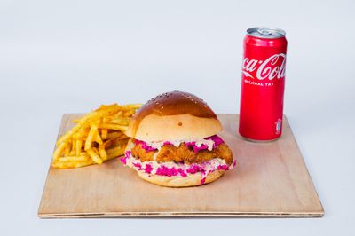 Secret Project Burger Menü