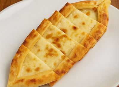Kaşarlı Pide