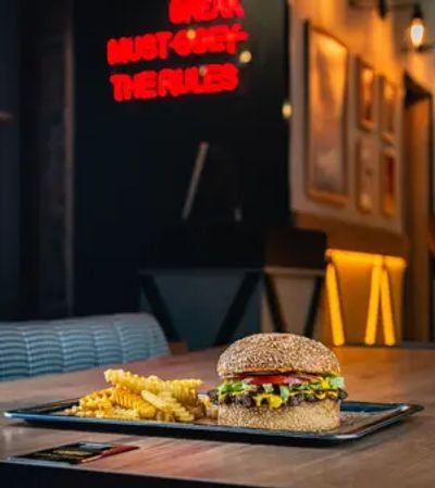 Jr. Amerikan Classic BBQ Burger