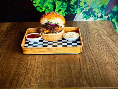 Pastırmalı Burger (Patatessiz)