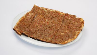 Kıymalı Kaşarlı Pide 