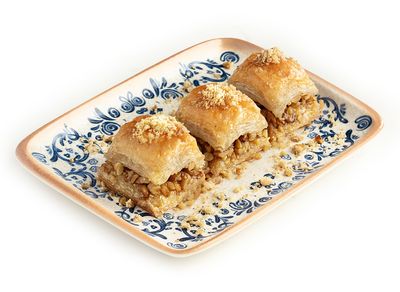 Mado Cevizli Özel Baklava