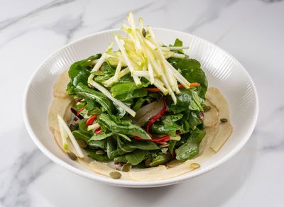 Yeşil Elmalı Enginar Salatası