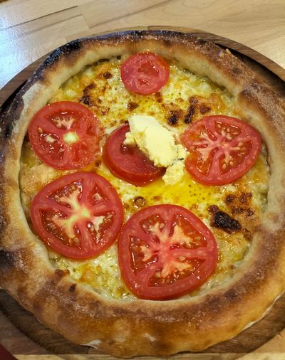 Peynir & Domatesli Görele  Pidesi