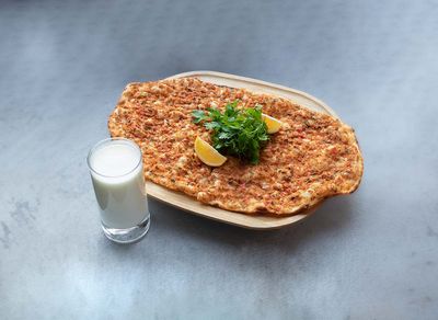 5'li Orta Boy Lahmacun Menü
