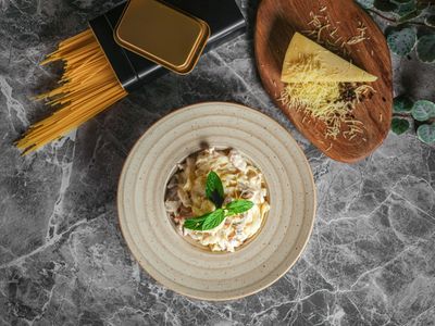 Pesto Soslu Fettuccine