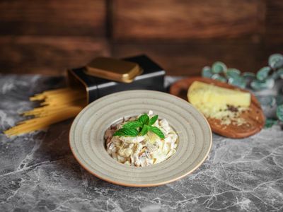 Tavuklu Fettuccine Alfredo