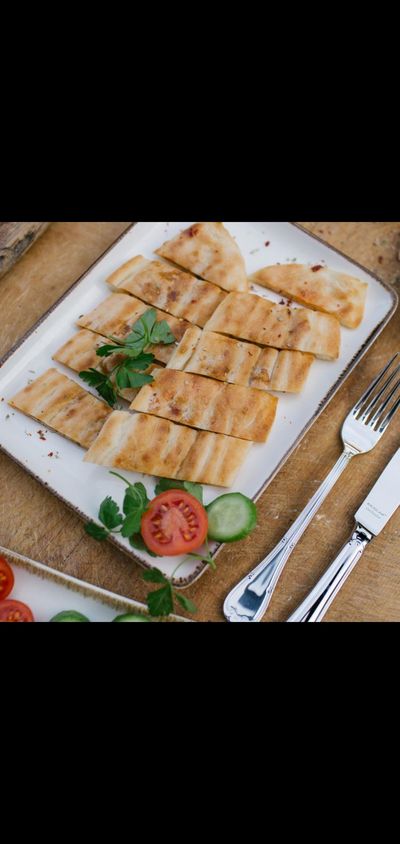 Peynirli Kır Pidesi