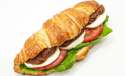 Pesto Mozzarella Kruvasan Sandviç