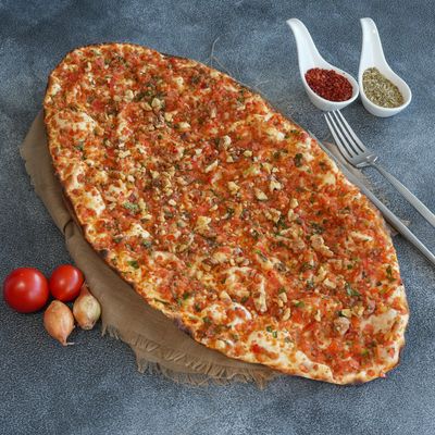 Cevizli Lahmacun
