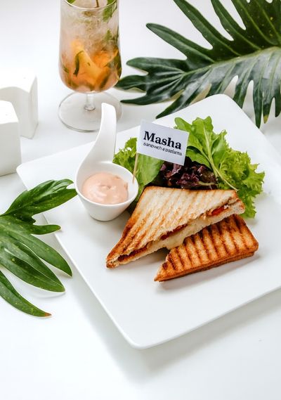 Jumbo Ekmek Arası Sucuklu Tost