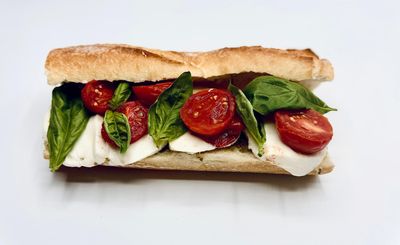 Mozzarella Baget Sandviç