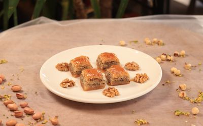 Cevizli Ev Baklavası