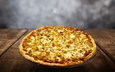 Ton Balıklı Pizza (Orta Boy)