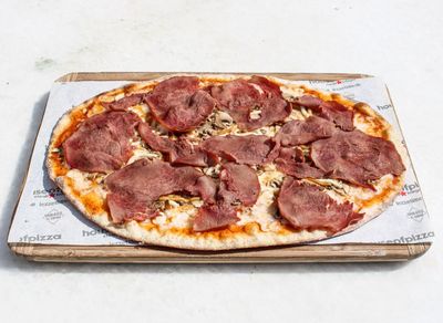 Kremalı Füme Kaburgalı Pizza (Orta Boy)