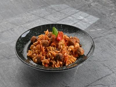 Misket Köfteli Fusilli