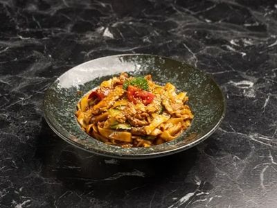 Kajun Tavuklu Teriyaki Soslu Fettuccine