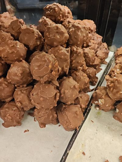 Hindistan Cevizli Çikolata Topları (500 gr.)