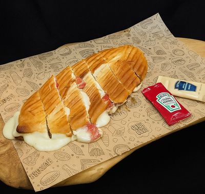 Pastırmalı Karışık Tost