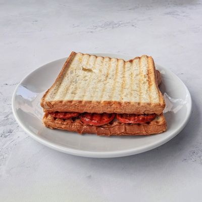 Sucuklu Tost