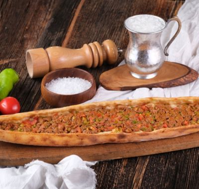 Kuşbaşılı Pide