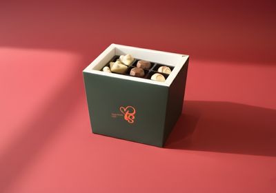 18'li Spesiyal Çikolata