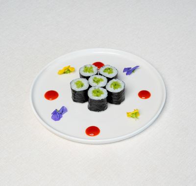 Avocado Maki Roll (6 Adet)