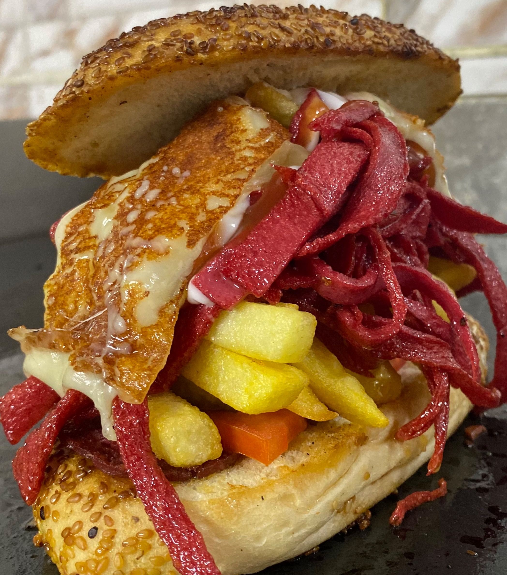 Ferroo Special Fantastik Kumru Sandviç