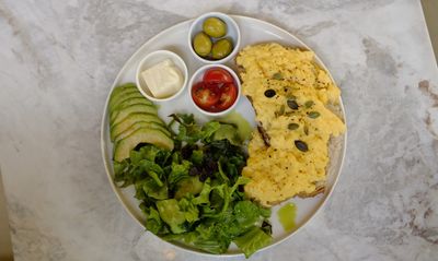 Avokadolu Çırpılmış Yumurta