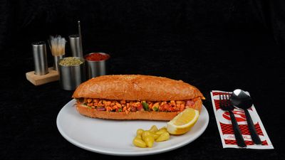 Ekmek Arası Cheddarlı Tavuk Tantuni