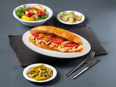 Ekmek Arası Tavuk Döner