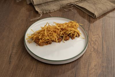 Barbekü soslu tavuk kanatları(Крылышки барбекю с картофелем Пай)