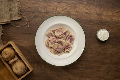 Lor Peynirli Vişneli Rus Mantısı