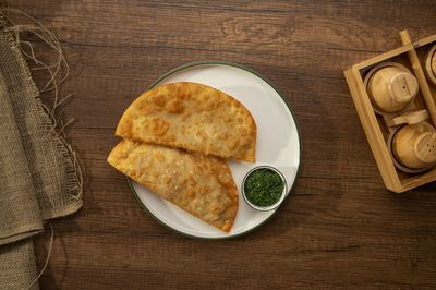 Ispanaklı Kaşarlı Çiğ Börek (2 Adet)