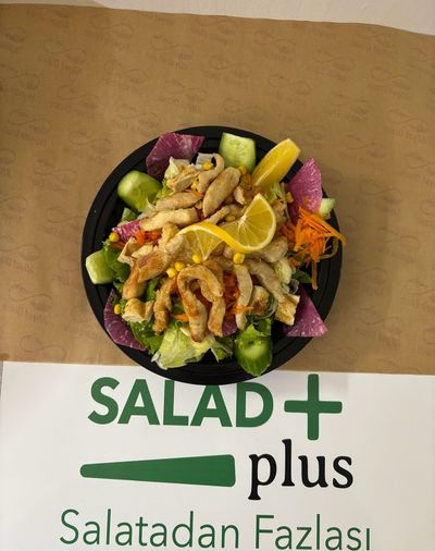 Izgara Tavuk Salata