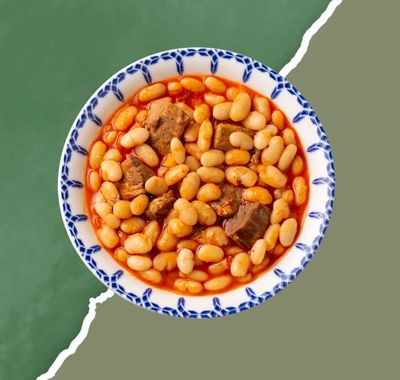 Etli Kuru Fasulye & Pilav & Salata & Yoğurt