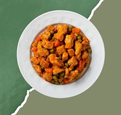 Ev Yapımı Tavuk Sote & Pilav & Salata & Yoğurt