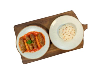 İzmir Köfte & Pirinç Pilavı