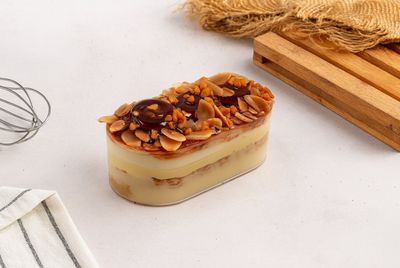 Bademli Muzlu Kaşık Pasta