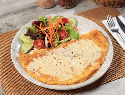 Kaşarlı Omlet