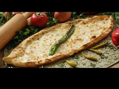 Kaşarlı Pide