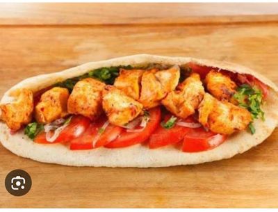 Yarım Ekmek Arası Tavuk Şiş