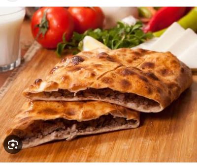 Kavurmalı (SADE) Pide