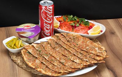 Kıymalı Pide Doyuran Menü