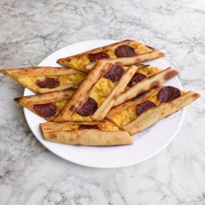 Sucuklu Kaşarlı Yumurtalı Pide
