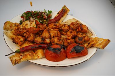 Tavuk Şiş Menü
