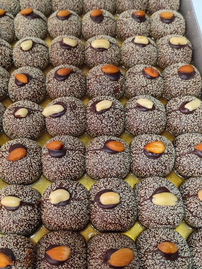 Bal badem tatlısı (1 kg.)
