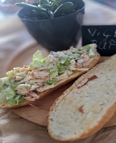 Ton Balıklı Sandviç