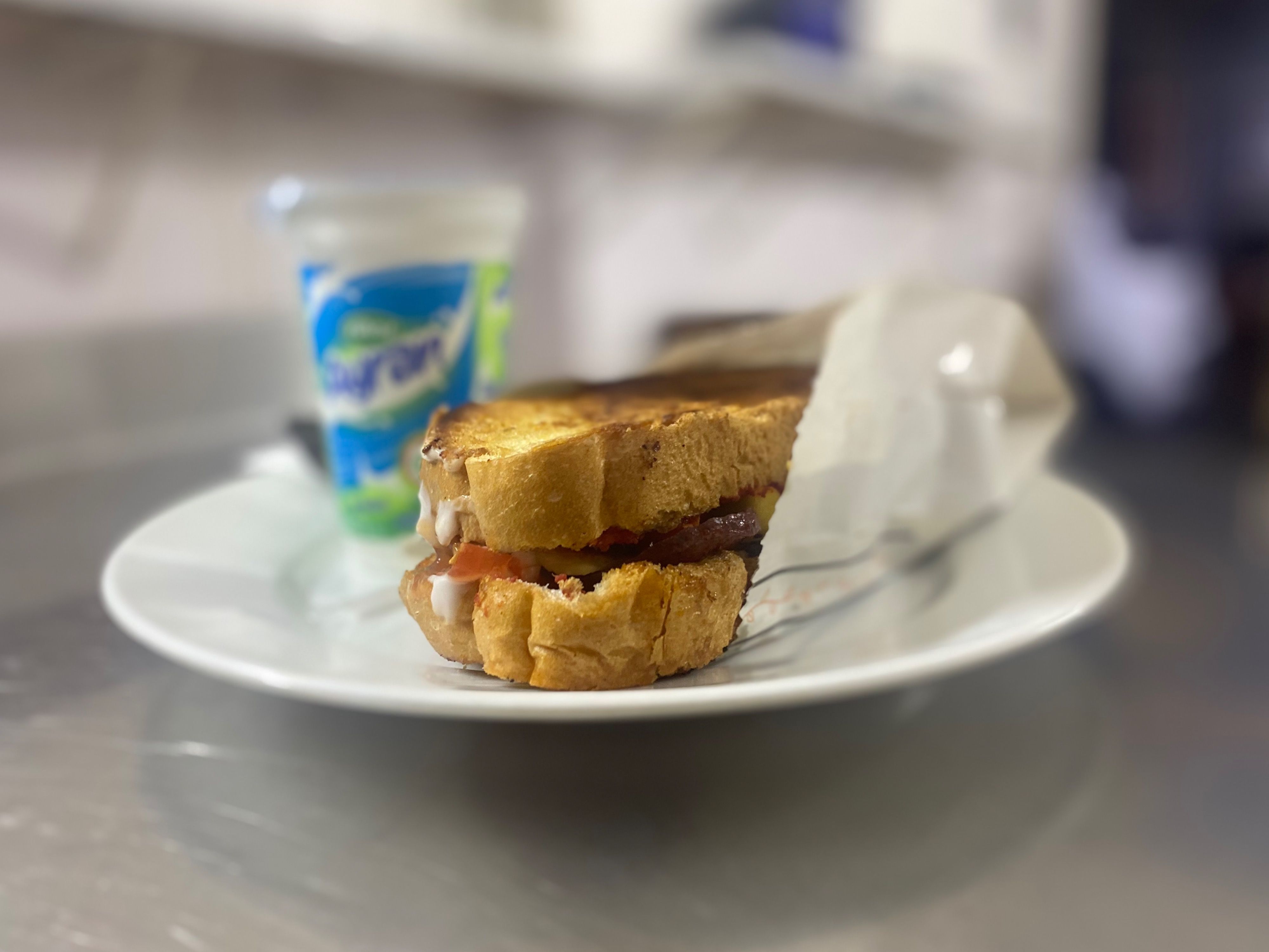 Ferroo Special Ayvalık Tostu Menü