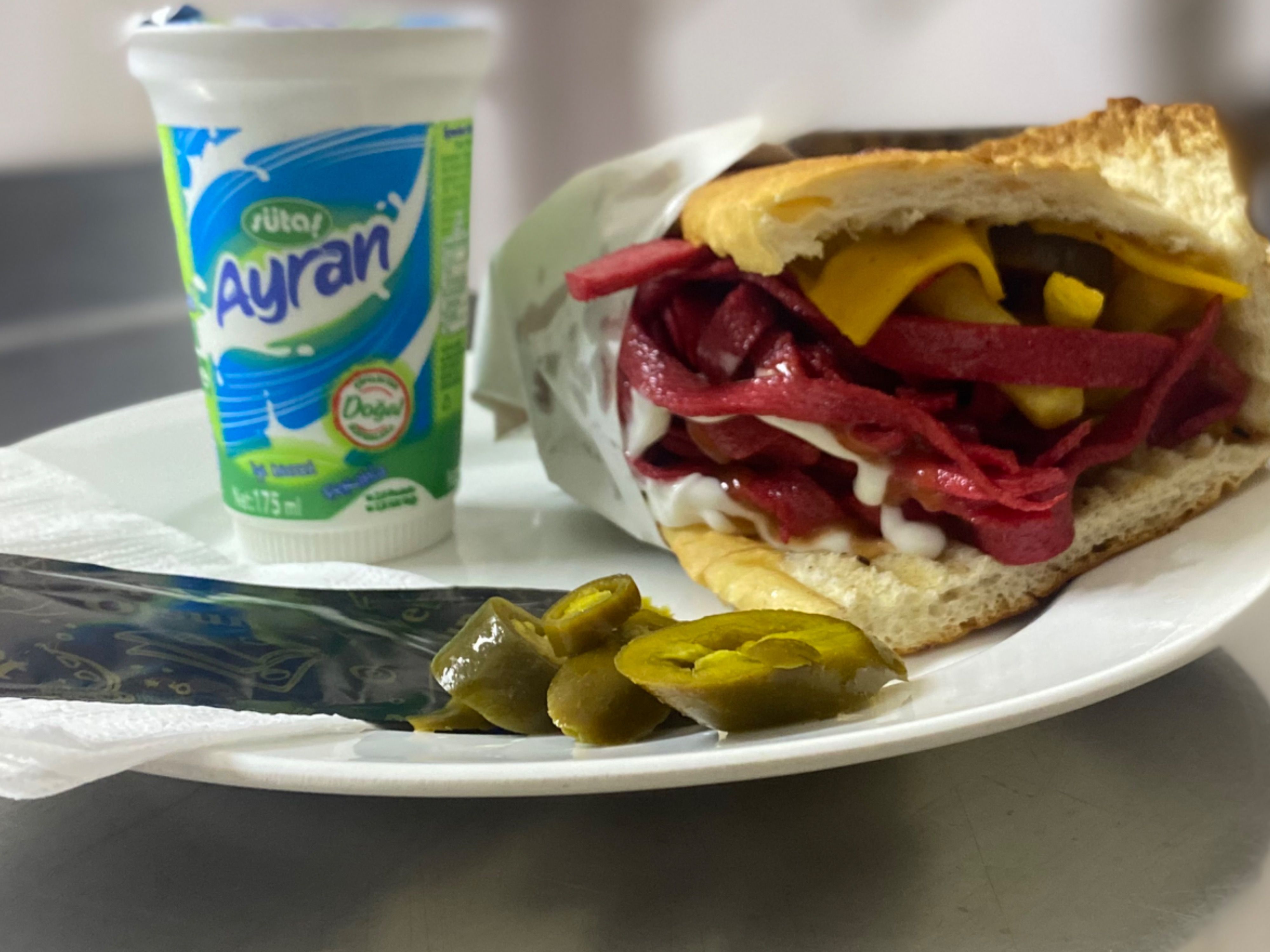 Ferroo Special Yarım Ekmek Full Karışık Tost Menü